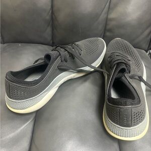 Crocs LiteRide 360 men’s shoe- size 13- black and grey